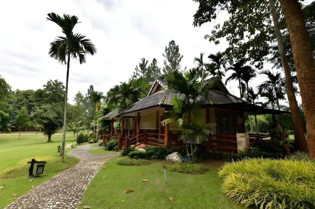 Chiangkham Luang Resort Chiang Dao Exteriör bild