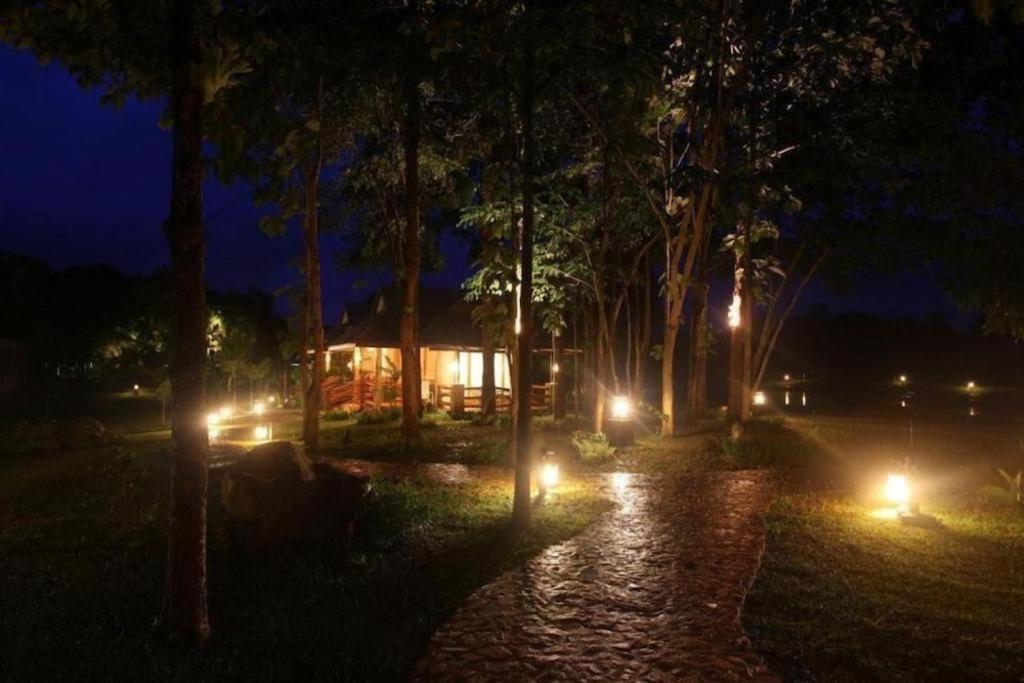 Chiangkham Luang Resort Chiang Dao Exteriör bild