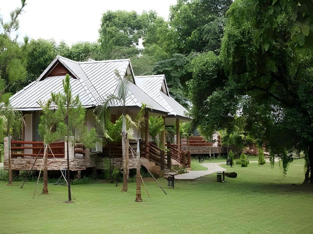 Chiangkham Luang Resort Chiang Dao Exteriör bild